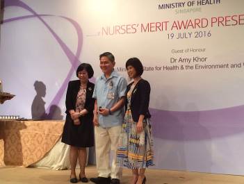 Nurse Clinician Daniel Seah awarded the Nurses Merit Award 2016